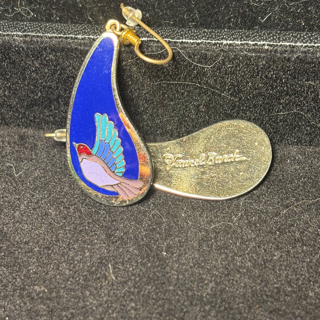 Laurel Burch - Swallows 35$